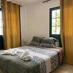 Vivilanza Surfhouse קוסטה טגוויסה