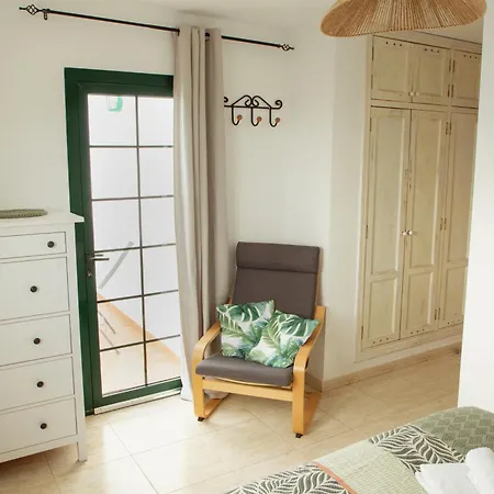 Vivilanza Surfhouse *