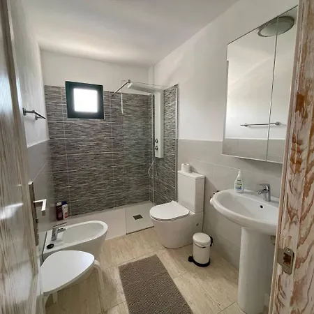 Maison d'hôtes Vivilanza Surfhouse Costa Teguise