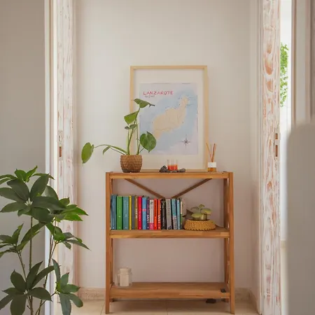 Vivilanza Surfhouse 招待所 *