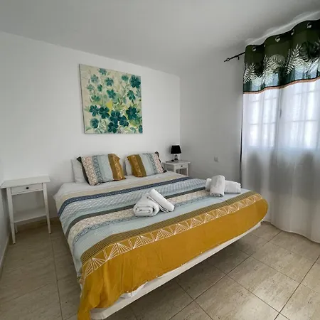 بيت ضيافة Vivilanza Surfhouse